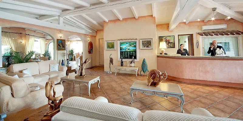 Colonna Country Club Hotel Porto Cervo 4*,