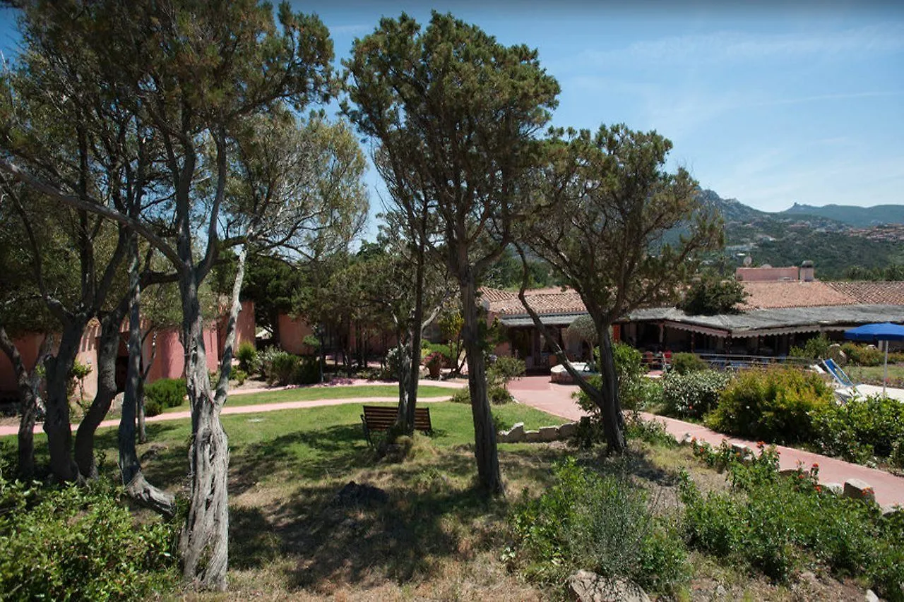 Colonna Country Club Hotel Porto Cervo 4*,